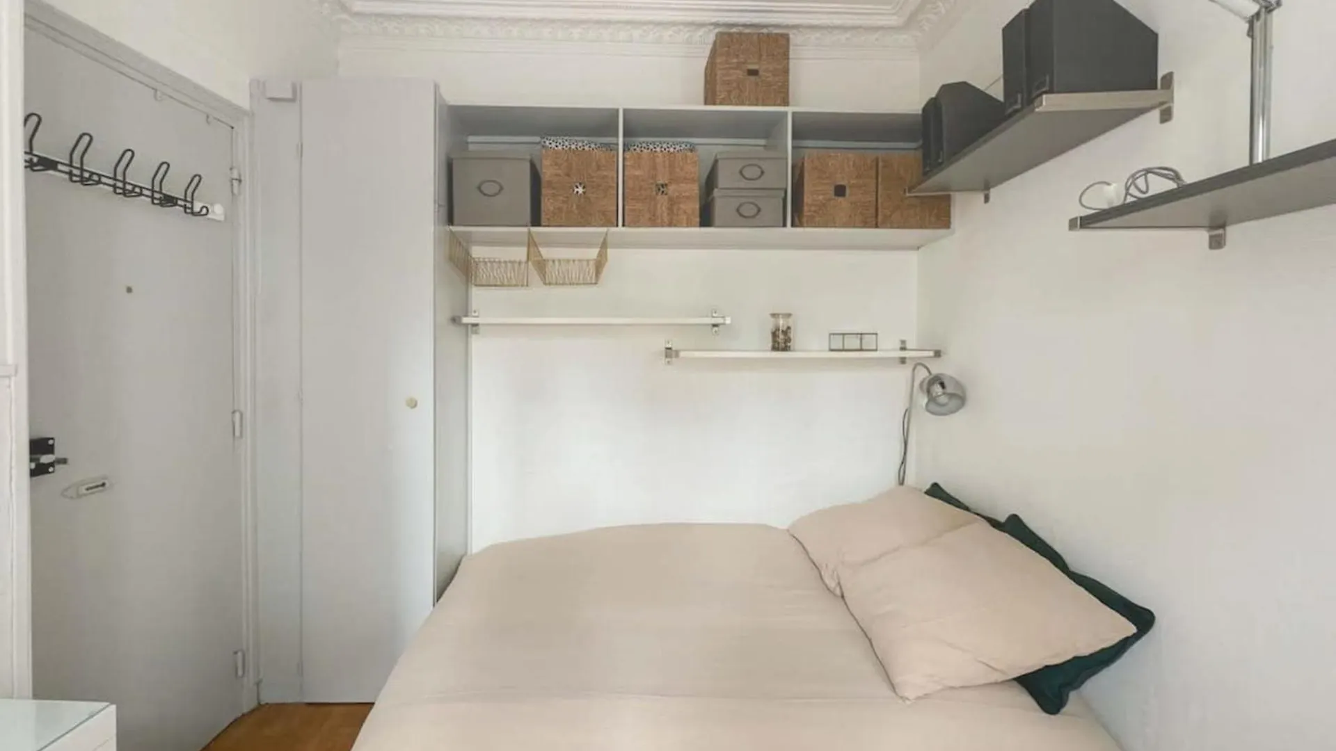 Flexliving - - Didot Apartment